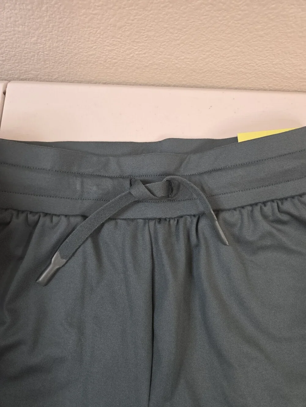 NWT All in Motion Soft Stretch Jogger Pants Size Medium 8